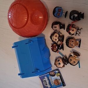 STAR WARS DOORABLES AND CASE